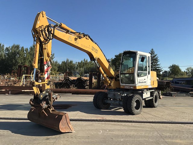 2001 liebherr a310b bandengraafmachine - afbeelding 23 van  33