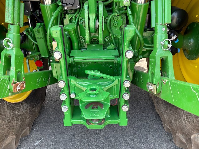 2012 john deere 6130r vierwiel aangedreven tractor - afbeelding 9 van  33