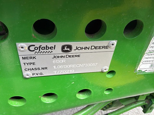 2012 john deere 6130r vierwiel aangedreven tractor - afbeelding 25 van  33