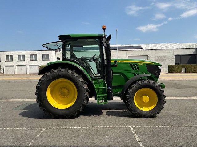2012 john deere 6130r vierwiel aangedreven tractor - afbeelding 28 van  33
