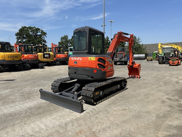 2012 kubota kx155-3sz midi-graafmachine - afbeelding 34 van  40