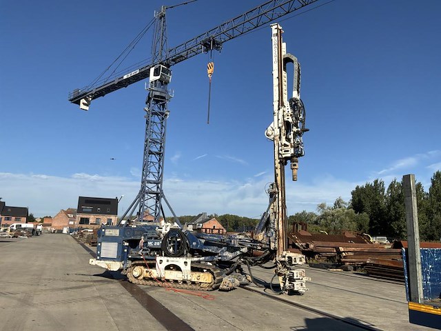 2014 comacchio mc28 ht multifunctionele grondboormachine - afbeelding 4 van  61