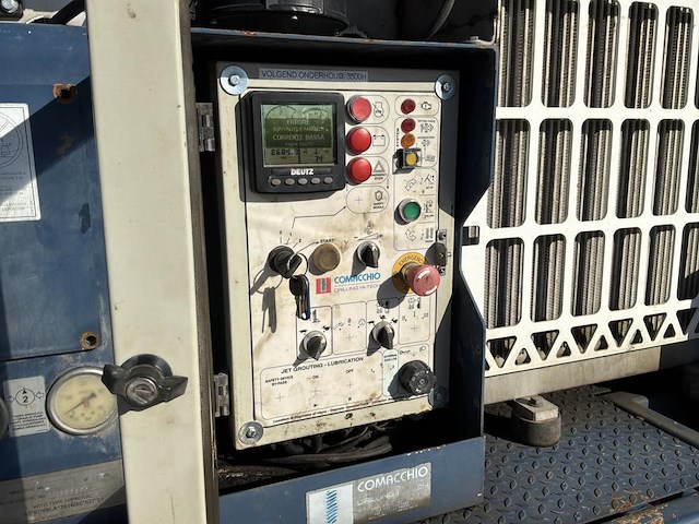 2014 comacchio mc28 ht multifunctionele grondboormachine - afbeelding 38 van  61