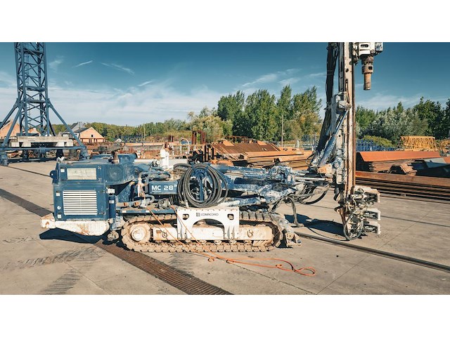 2014 comacchio mc28 ht multifunctionele grondboormachine - afbeelding 34 van  61