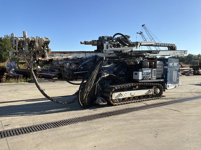2014 comacchio mc28 ht multifunctionele grondboormachine - afbeelding 56 van  61