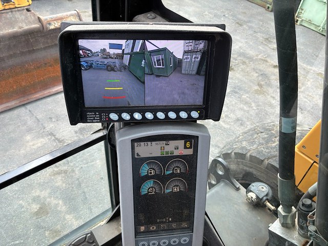 2017 caterpillar m314f banden graafmachine - afbeelding 29 van  44