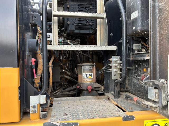 2017 caterpillar m314f banden graafmachine - afbeelding 33 van  44