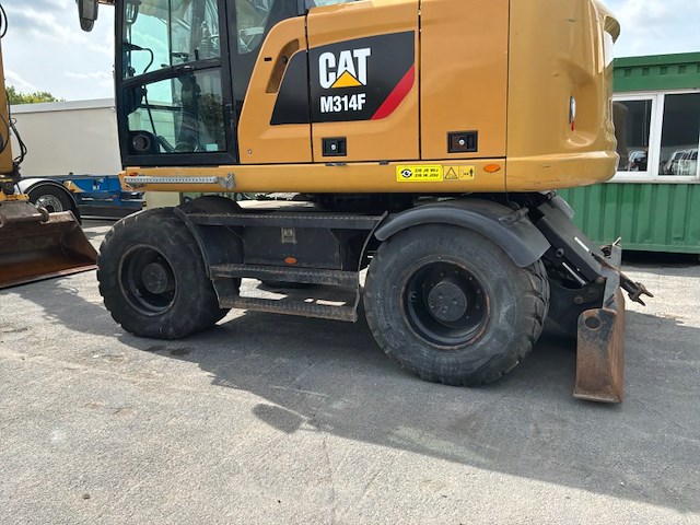 2017 caterpillar m314f banden graafmachine - afbeelding 34 van  44