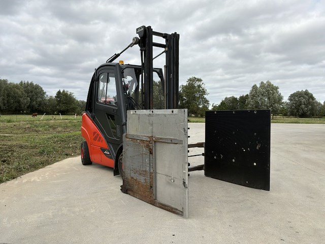 2019 linde h25 evo heftruck met balenklem - afbeelding 23 van  35