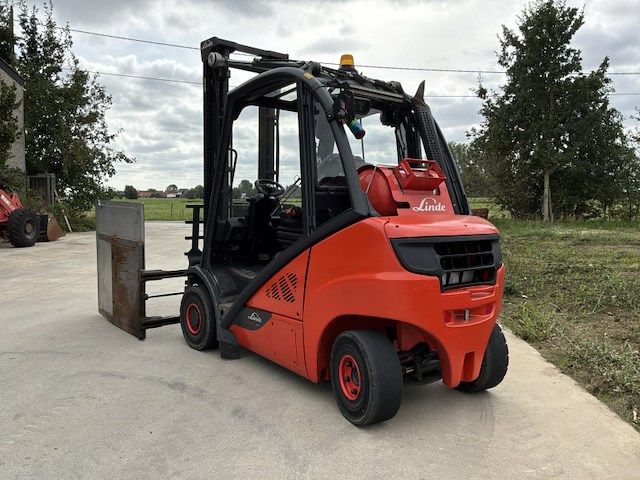 2019 linde h25 evo heftruck met balenklem - afbeelding 33 van  35