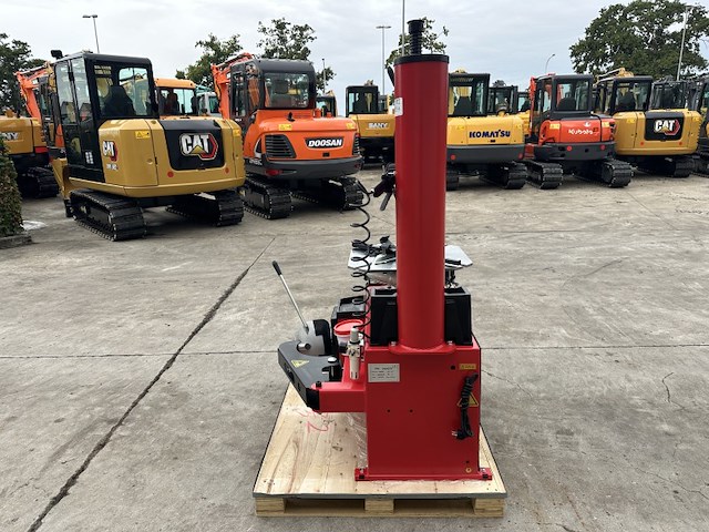 2026 number one md-620 bandenmontagemachine - afbeelding 14 van  17