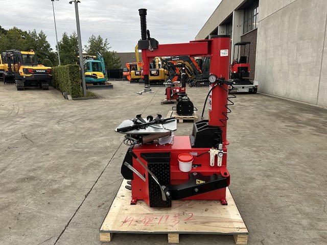 2026 number one md-620 bandenmontagemachine - afbeelding 15 van  17