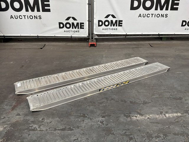 Aluminium oprijplaten (ongebruikt) (2x) - afbeelding 1 van  5