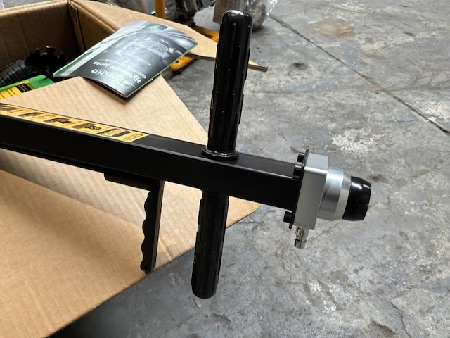 Stahlzet heavy duty pneumatische/hydraulische garagekrik (ongebruikt) - afbeelding 3 van  6